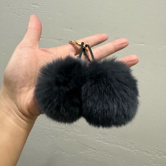 Gray Gradient Handmade Genuine Shearling Leather Barrel Bag & 3 Strap Styles - Picture 14 of 16